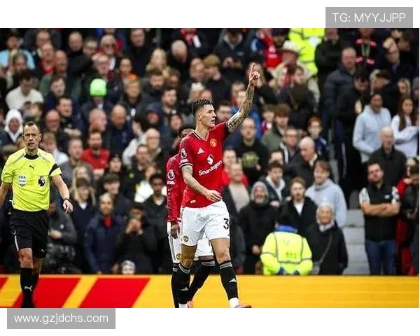 多特追逐圣保罗18岁前锋 阿森纳领跑争夺战